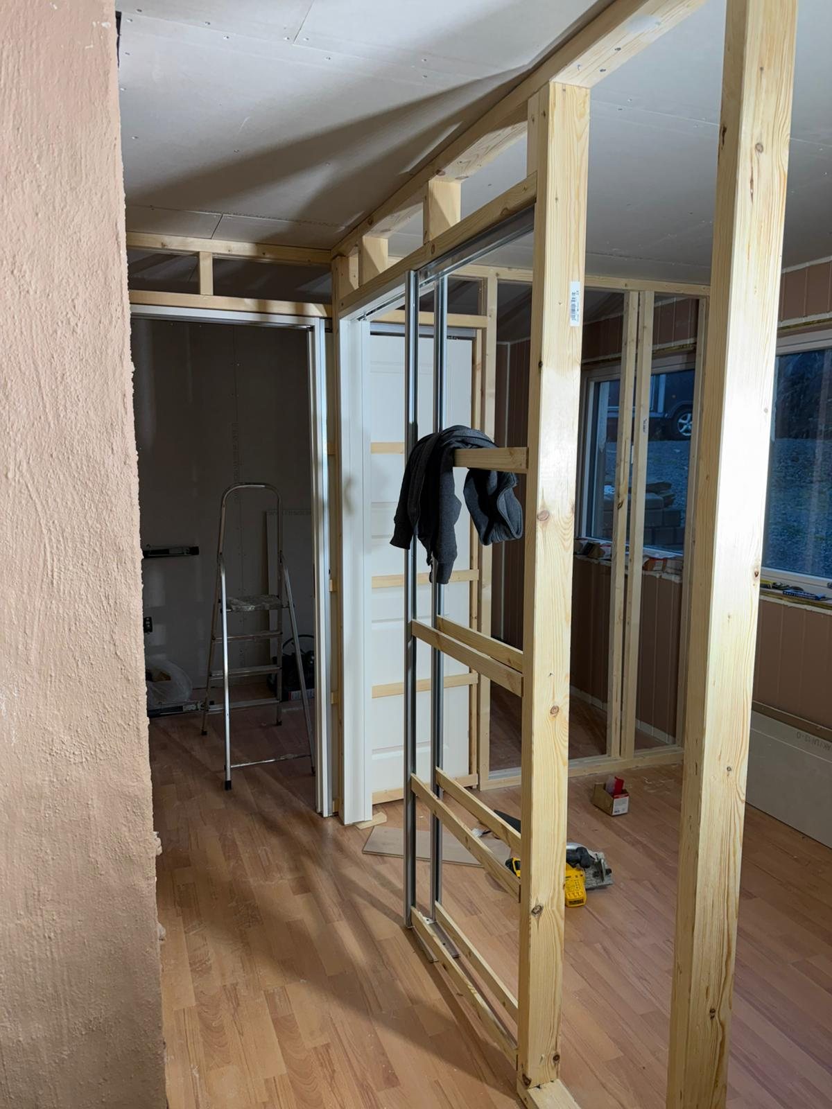 Prosjekt kjeller – før, bilde 2 av 2